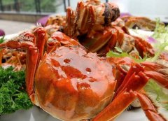 江苏苏州“六月黄”螃蟹上市河虾价格持续下跌